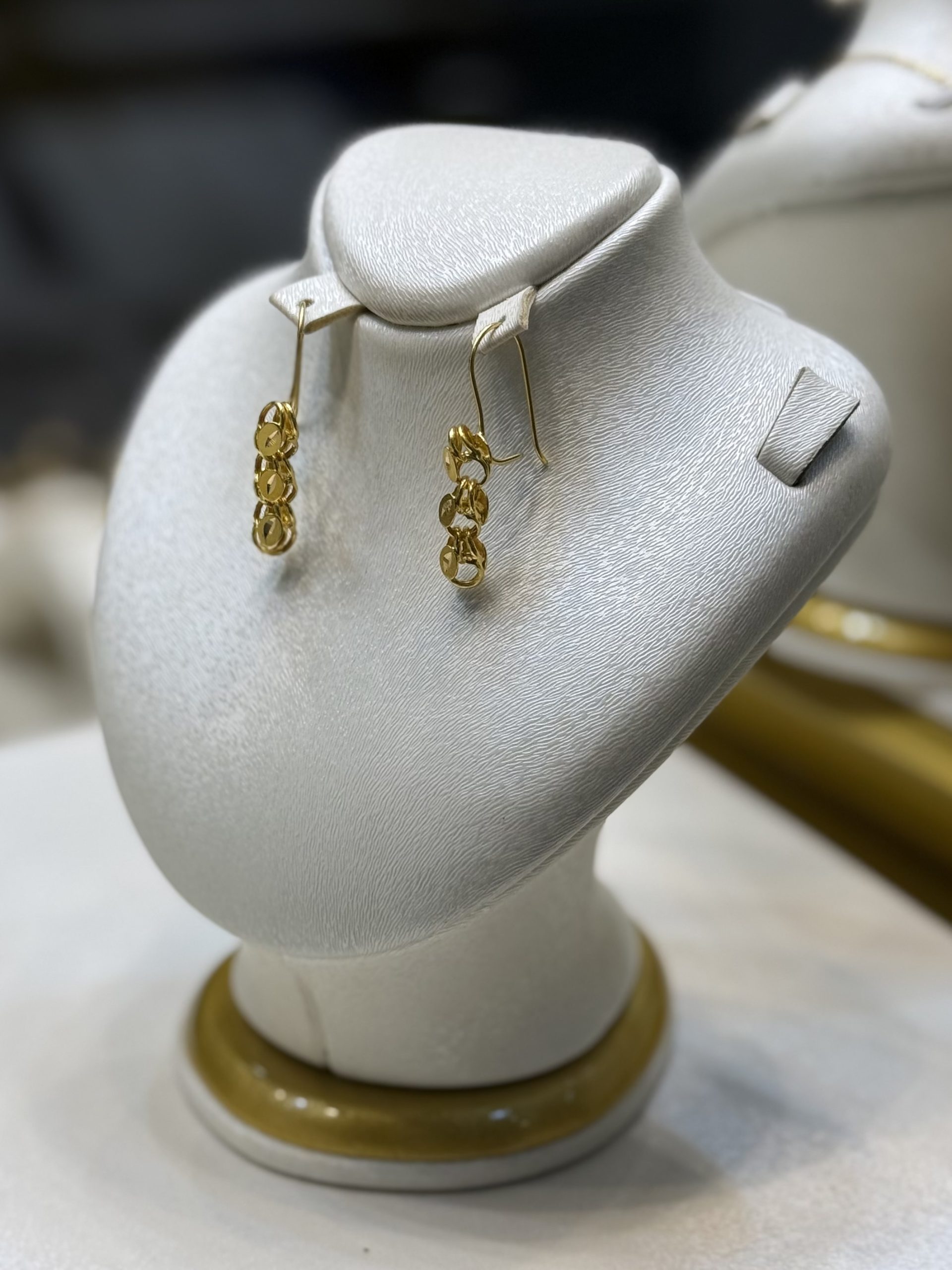 IMG_5447 گوشواره تراش - تصویر 1