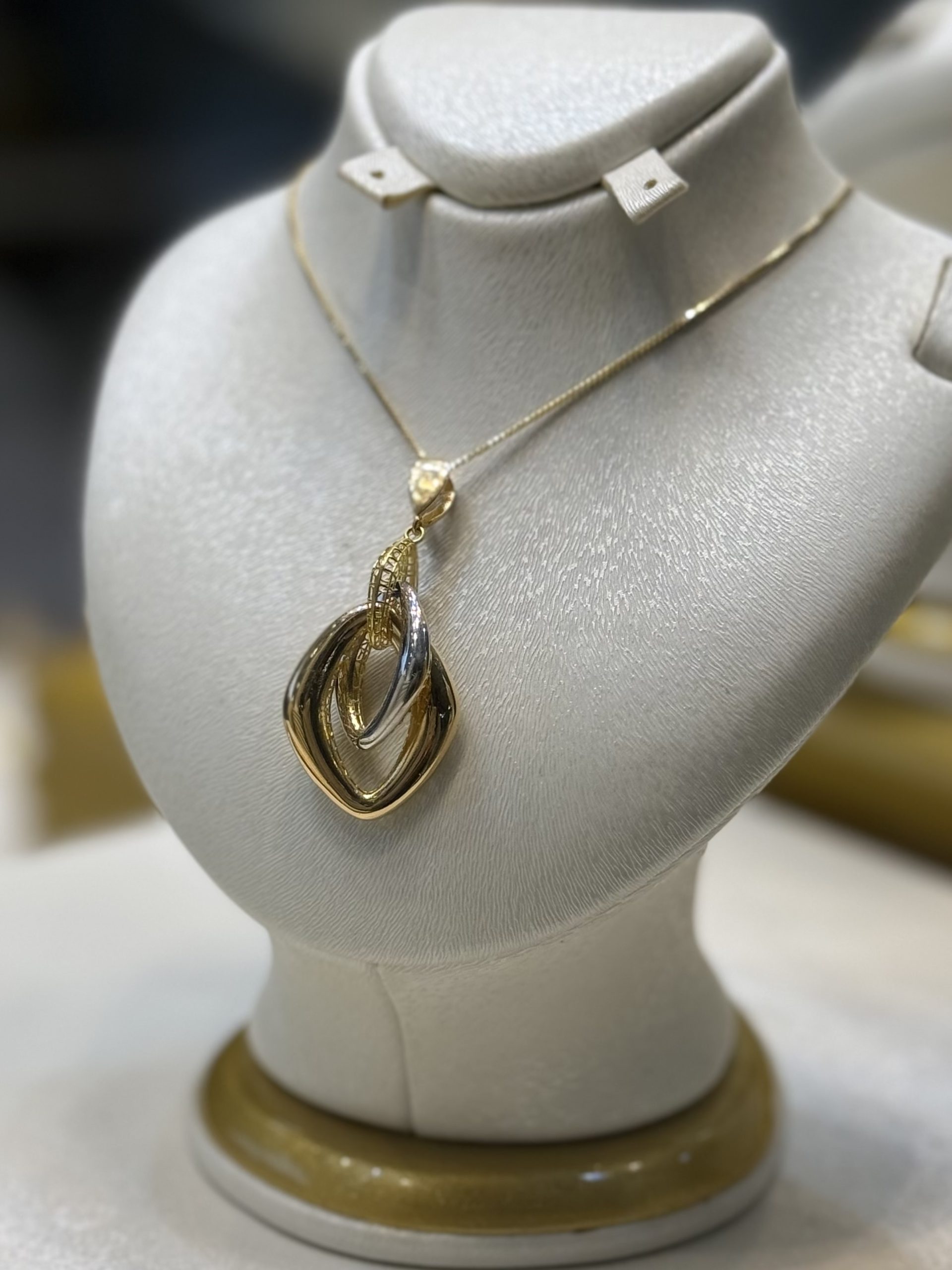 IMG_5522 پلاک انیس - تصویر 1